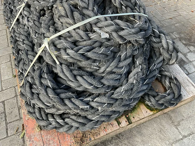 Scheepstouwen +/- 50m - afbeelding 5 van  5