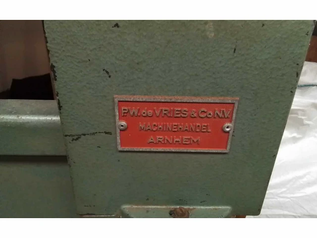 Scheer - fm 4-3100 k - fineerzaagmachine - afbeelding 2 van  9
