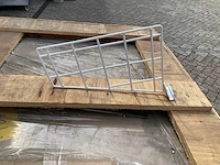 Scheiding schotjes tbv inhaak draadmanden (480x) - afbeelding 1 van  4