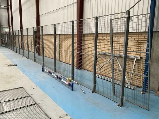 Scheidingshekwerk - afbeelding 1 van  6