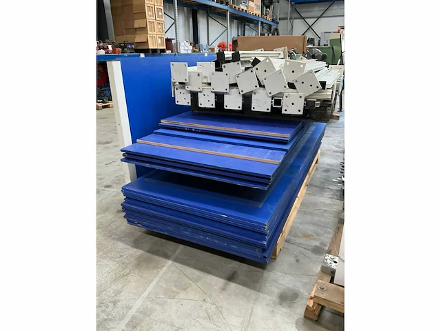 Scheidingswand circa 55meter - afbeelding 3 van  6