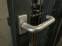 Schenck veiligheid scherm met roldeur - afbeelding 3 van  6