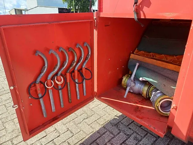 Schenk afzetcontainer met 3km 6" slangen - afbeelding 19 van  21