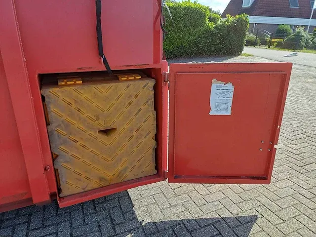 Schenk afzetcontainer met 3km 6" slangen - afbeelding 21 van  21