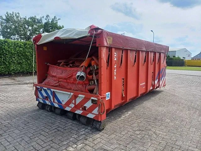 Schenk afzetcontainer met 3km 6" slangen - afbeelding 12 van  25