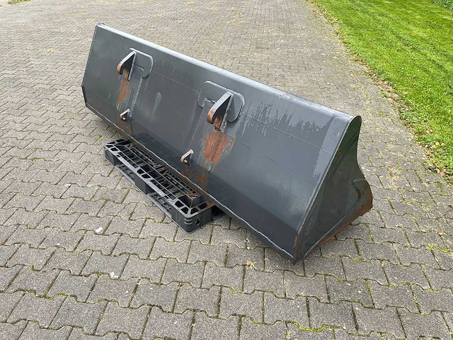 Schepbak 2400mm euro schepbak - afbeelding 15 van  20