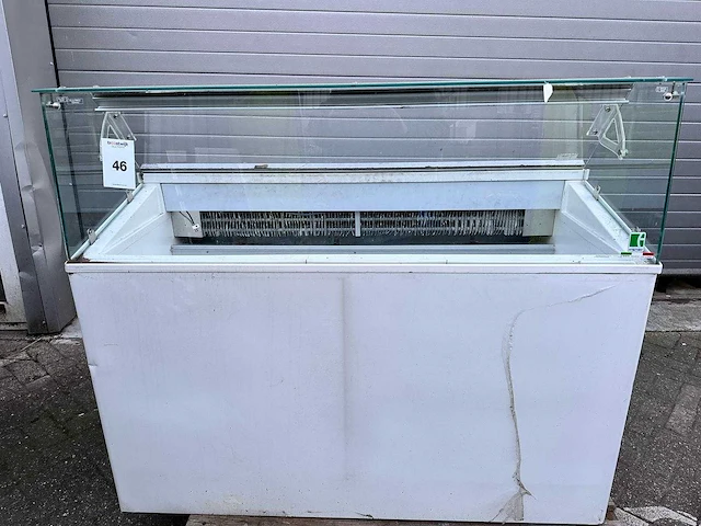 Schepijs vitrine - afbeelding 1 van  5