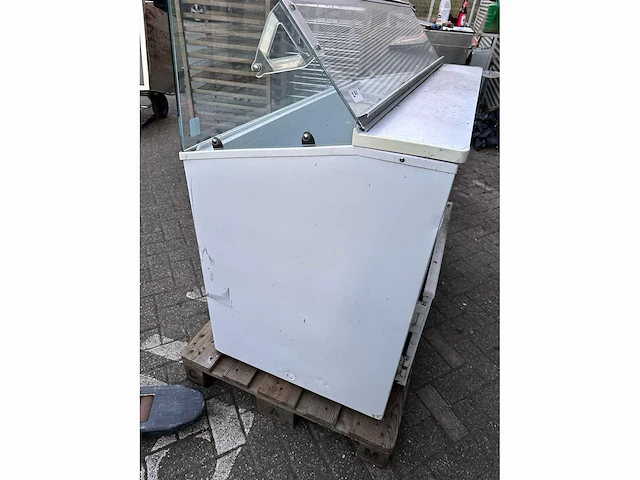 Schepijs vitrine - afbeelding 5 van  5