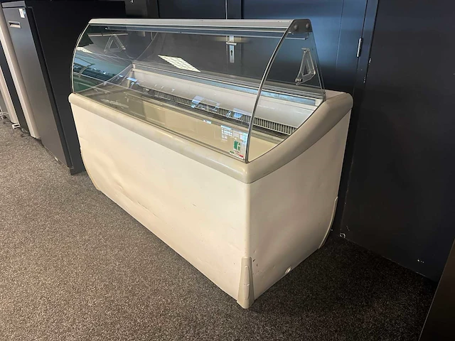 Schepijsvitrine - afbeelding 4 van  10