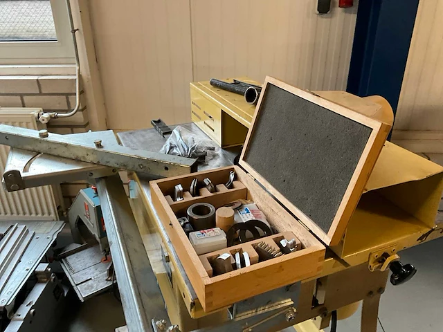 Scheppach prima-hf 30 tafel- en spilfreesmachine - afbeelding 7 van  8