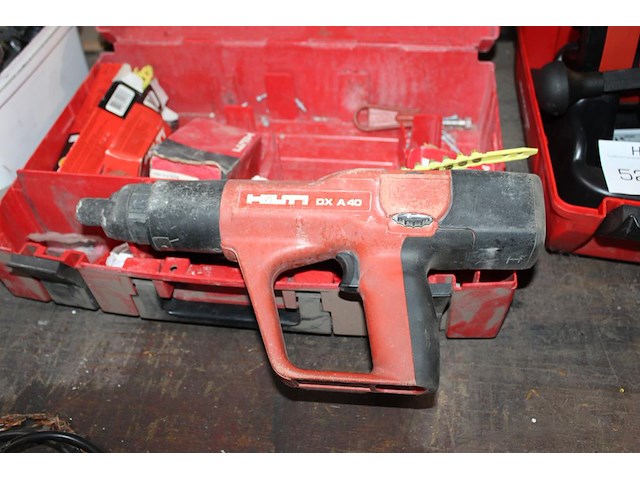Schiethamer hilti dx a 40 in koffer in koffer. - afbeelding 2 van  3