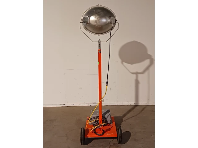 Schijnwerper 500w led incl. statief allmand, pal1000w2 50hz, bouwjaar 2014 - afbeelding 8 van  8