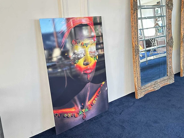Schilderij "colourful african woman" - afbeelding 2 van  3
