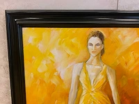 Schilderij dame in gele jurk - afbeelding 3 van  4
