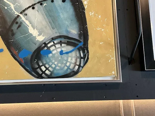 Schilderij herman brood “touchdown 2000” op gemengde techniek op doek - afbeelding 3 van  5