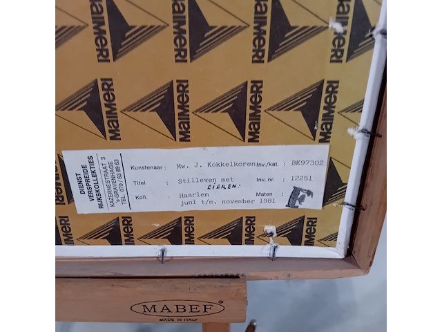 Schilderij, j. kokkelkoren, stilleven met eieren , 1981 - afbeelding 3 van  11