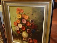 Schilderij vaas met bloemen in zwart met goudkleurige kader pirelli - afbeelding 1 van  6