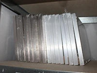 Schilderijlijsten op schap 17 stuks afm. 20 x 20 cm. - afbeelding 2 van  2