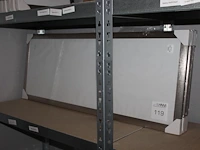 Schilderijlijsten op schap 4 stuks afm. 100 x 35 cm. - afbeelding 1 van  1