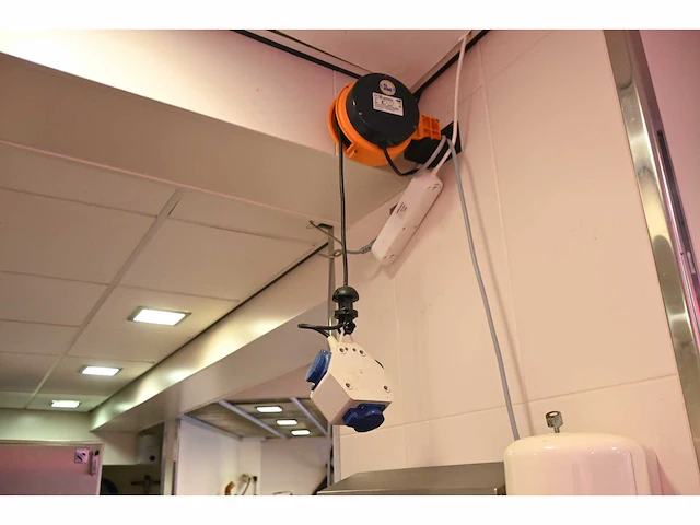 Schill hd 16 verlengkabelhaspel - afbeelding 1 van  3