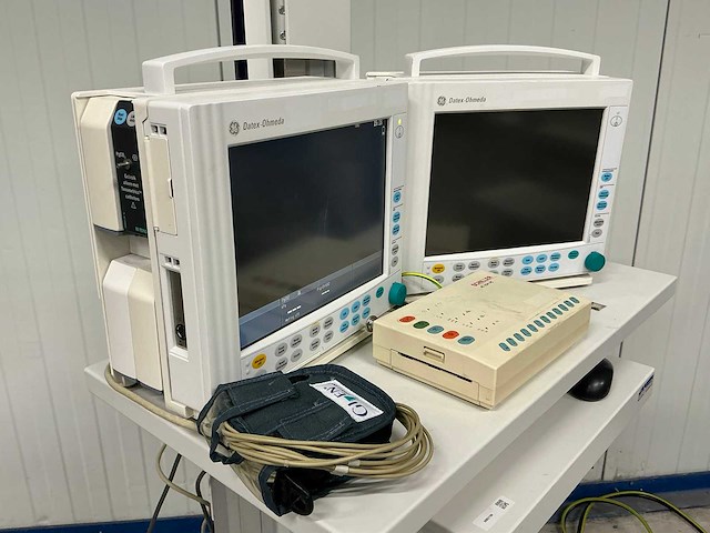 Schiller ag - at-140 pc - projectiescherm - afbeelding 3 van  8