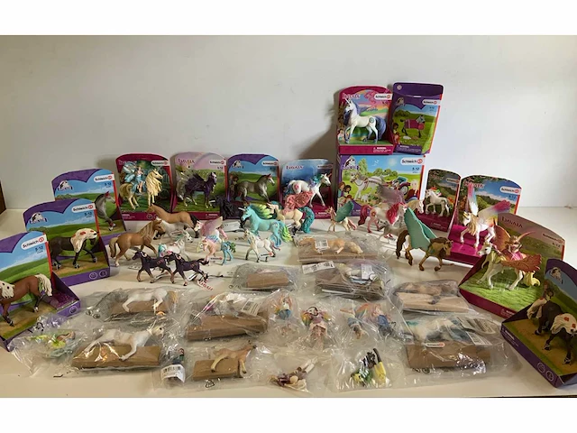 Schleich diverse paarden (50x) - afbeelding 1 van  4