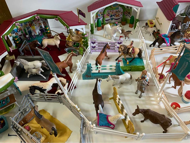 Schleich horse club inclusief paarden - afbeelding 2 van  17
