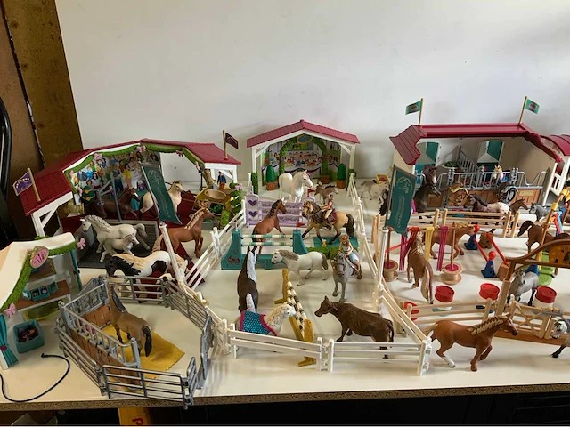 Schleich horse club inclusief paarden - afbeelding 10 van  17