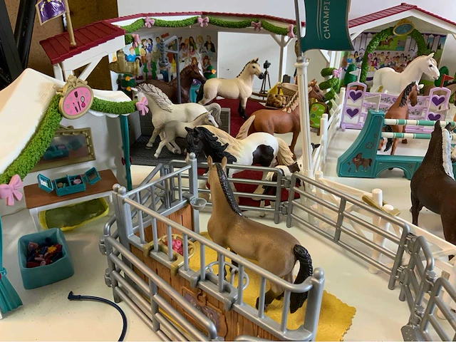 Schleich horse club inclusief paarden - afbeelding 16 van  17
