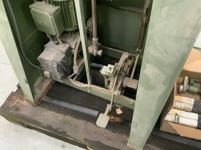 Schleiger iv.m verstekponsmachine - afbeelding 4 van  7