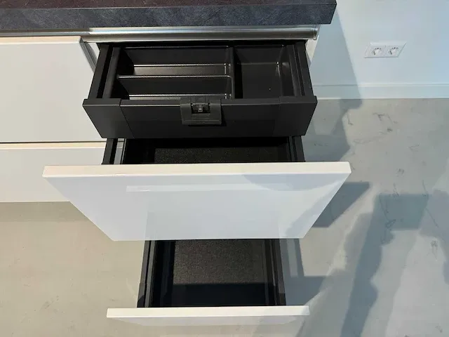 Schmidt - showroomkeuken - afbeelding 15 van  30