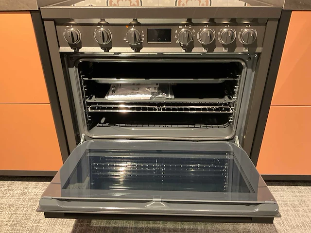 Schmidt evolution arcos rechtopgestelde showroomkeuken - afbeelding 22 van  36