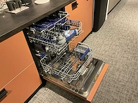 Schmidt evolution arcos rechtopgestelde showroomkeuken - afbeelding 31 van  36