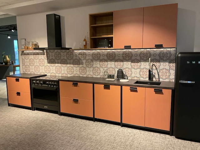 Schmidt evolution arcos rechtopgestelde showroomkeuken - afbeelding 3 van  36