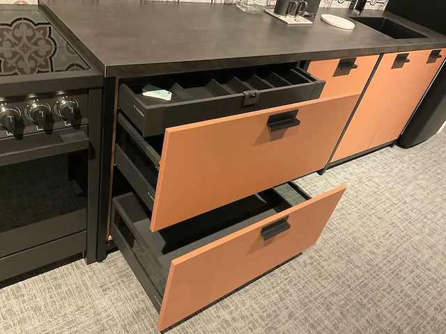 Schmidt evolution arcos rechtopgestelde showroomkeuken - afbeelding 5 van  36