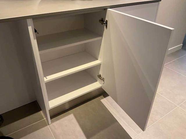 Schmidt evolution arcos supermat twin hoekopgestelde showroomkeuken - afbeelding 22 van  45