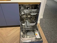 Schmidt evolution loft micron 21 eolis hoekopgestelde showroomkeuken - afbeelding 26 van  32