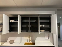 Schmidt evolution loft micron 21 eolis hoekopgestelde showroomkeuken - afbeelding 8 van  32
