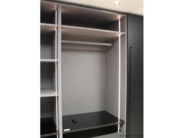 Schmidt kledingkast zerox - afbeelding 3 van  15