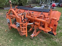Schmidt mf 2.4 sneeuwploeg + kipper weisser strooimachine - afbeelding 18 van  20