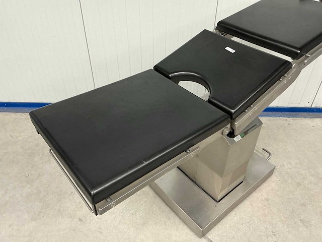 Schmitz - medi-matic 125 - mechanische operatietafel - afbeelding 3 van  6