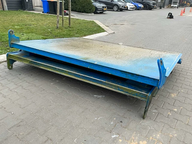 Schmitz cargobull vrachtwagen achterklep - afbeelding 3 van  5
