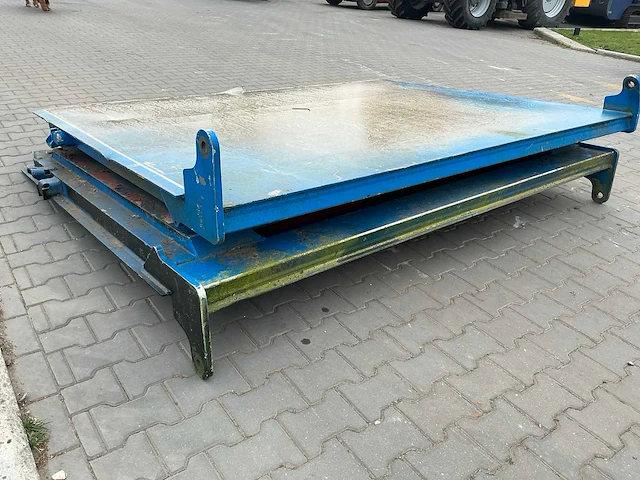 Schmitz cargobull vrachtwagen achterklep - afbeelding 4 van  5