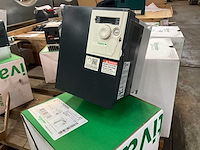 Schneider altivar atv312hu40s6 frequentieregelaar - afbeelding 1 van  6