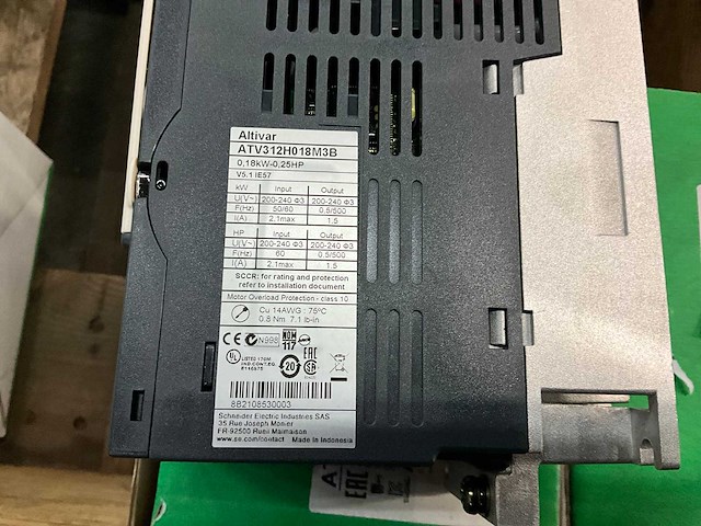 Schneider atv312h018m2b frequentieregelaar (2x) - afbeelding 5 van  6