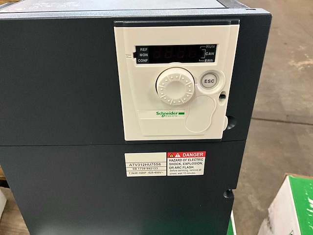 Schneider atv312hu75s6 frequentieregelaar - afbeelding 6 van  8