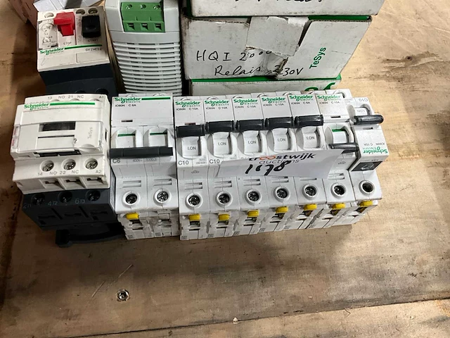 Schneider electric elektra componenten - afbeelding 2 van  3