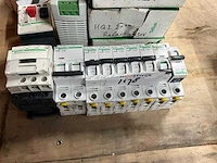 Schneider electric elektra componenten - afbeelding 2 van  3