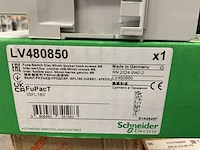 Schneider electric fupact isfl160 lv480850 zekeringenlastscheider (7x) - afbeelding 2 van  2