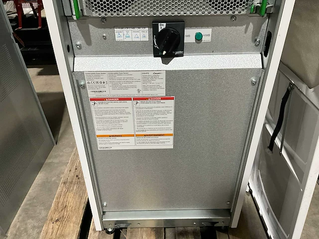 Schneider electric galaxy vs gvsups50kd ups-systeem - afbeelding 14 van  16